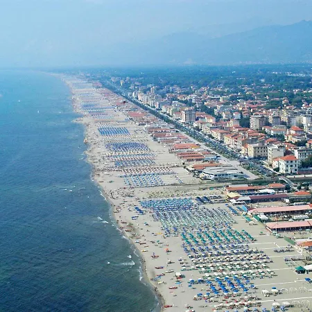 Libeccio By Interhome Holiday home Viareggio
